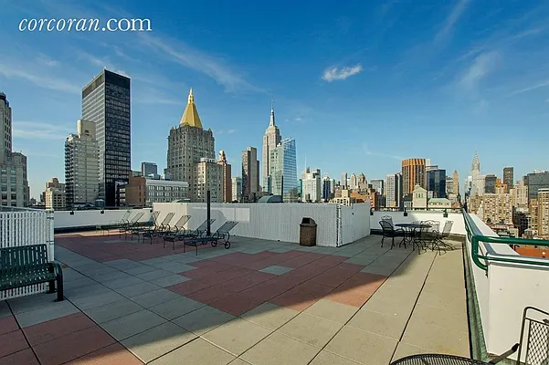 Sold by Corcoran | media 19