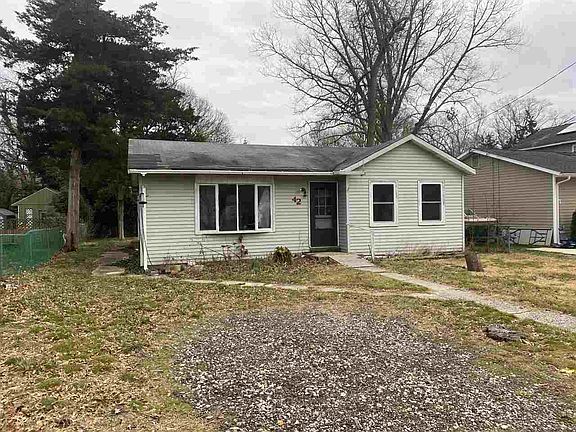 2nd image of 42 Franklin Ave