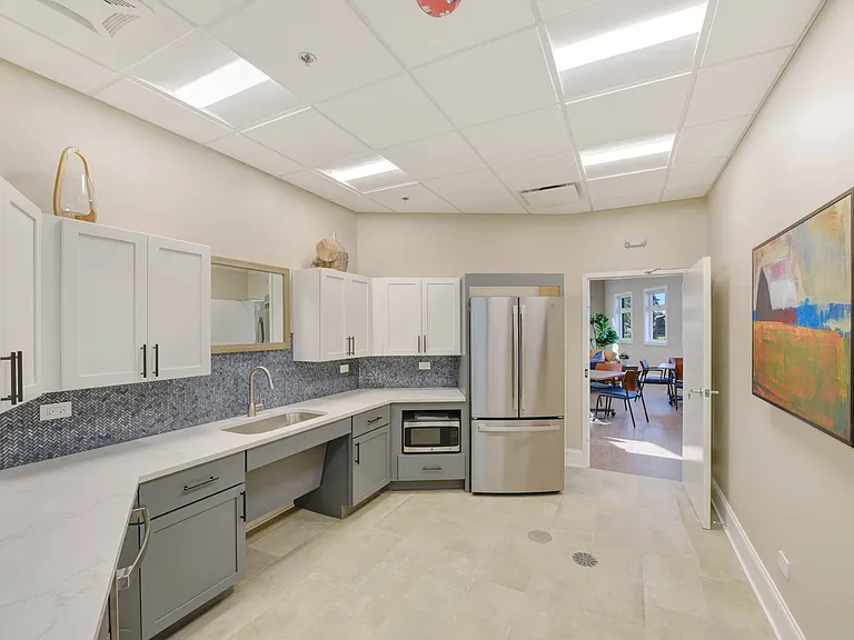Acclaim at Hinsdale Lake — Photo 1