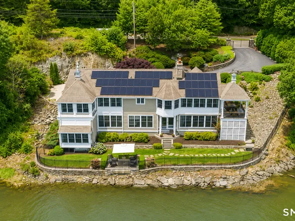 500 River Road, Stratford, CT 06614