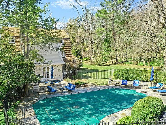 4th image of 5 Andrews Rd