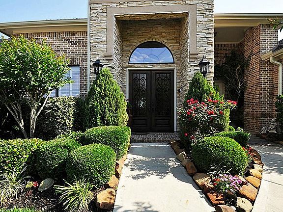 3rd image of 6607 Indiangrass Ln