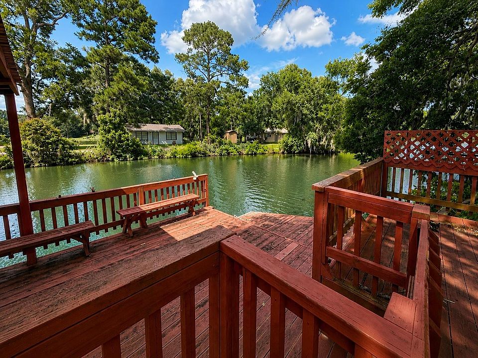 1st image of 297 Hackberry Ln