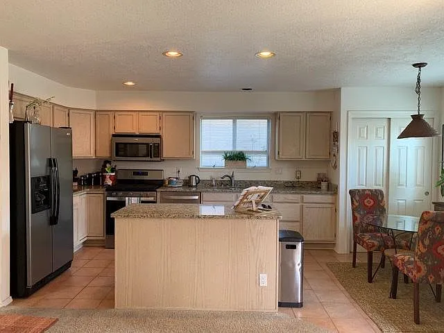Kitchen island