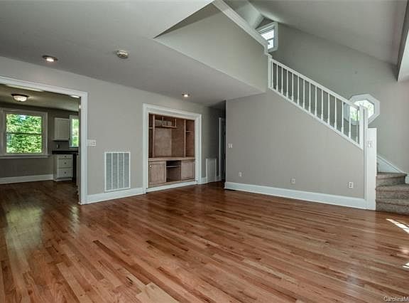 5th image of 1512 Statesville Blvd