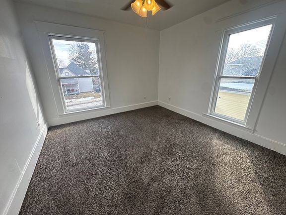 3rd image of 635 S Union St #B