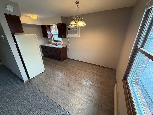 1 bed, 1.0 bath, 650 sqft, $950 — Photo 4