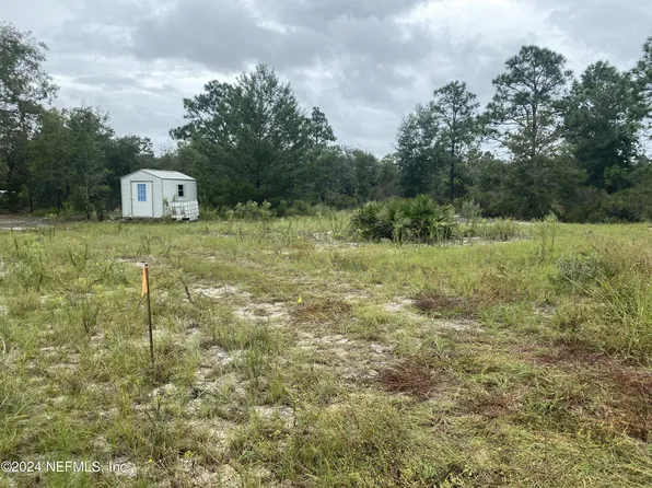 237 MALTAS Avenue, Interlachen, FL 32148