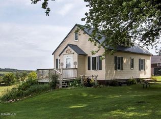 53548 265th Ave, Pine Island, MN 55963
