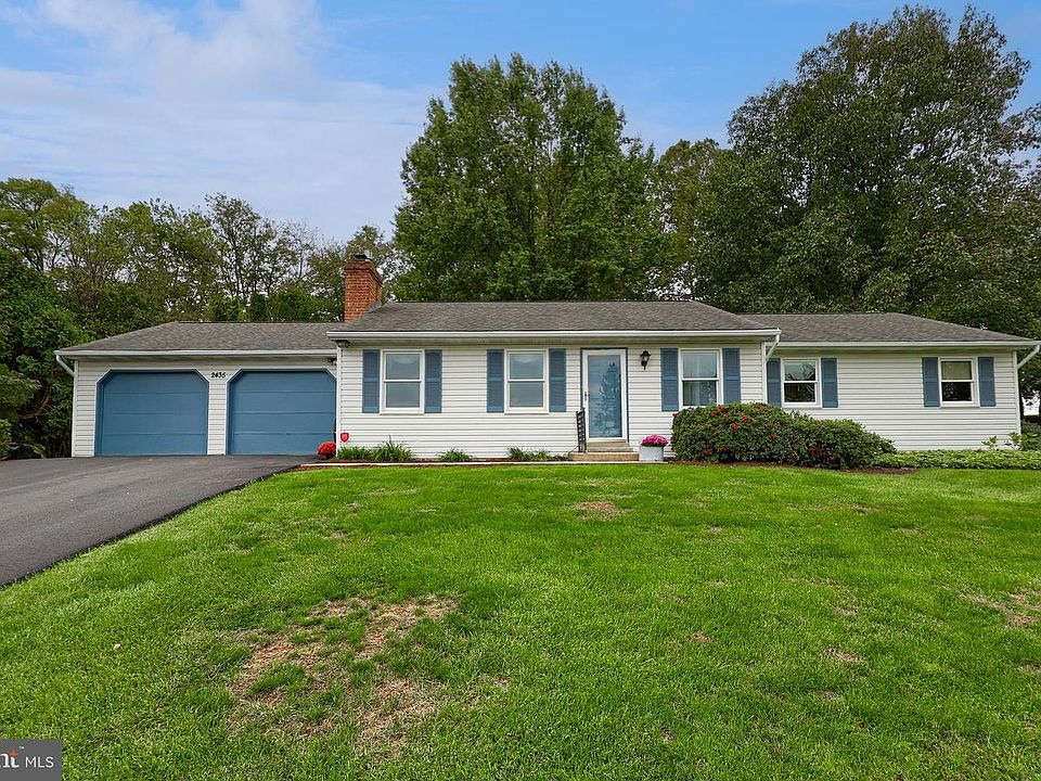 1st image of 2435 Honeysuckle Ln