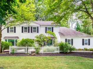 5 Appletree Way, Long Valley, NJ 07853