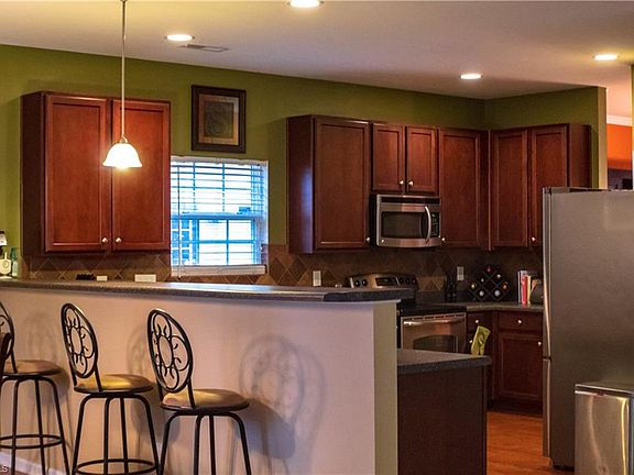 4th image of 807 Redland Dr