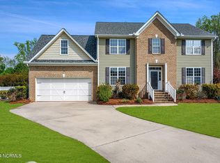 1904 Limerick Ln, Winterville, NC 28590