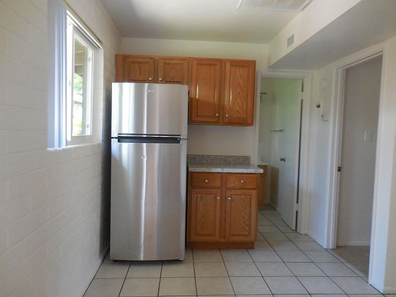 3rd image of 1200 E Spence Ave APT 9