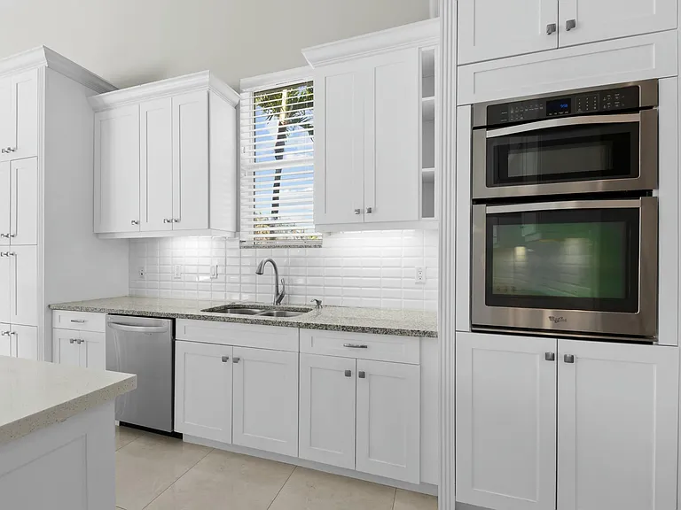 15503 Temple Blvd — Photo 17