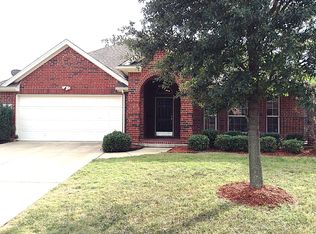 1114 Noblewood Dr, Glenn Heights, TX 75154