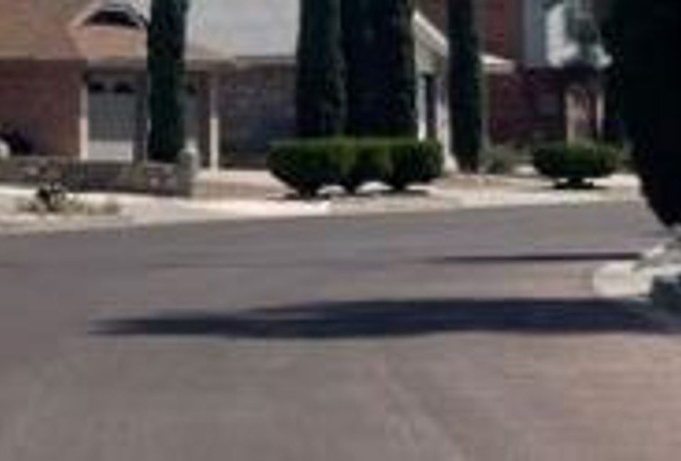 Exterior Neighborhood (street photo)