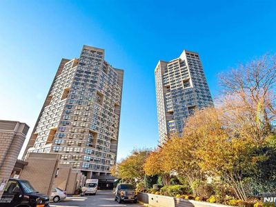 7002 Boulevard East APT 37F, Guttenberg, NJ, 07093
