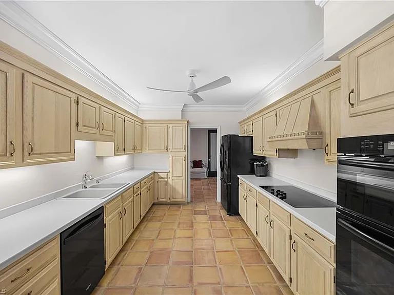 828 Hideaway Cir E #4-434 — Photo 10