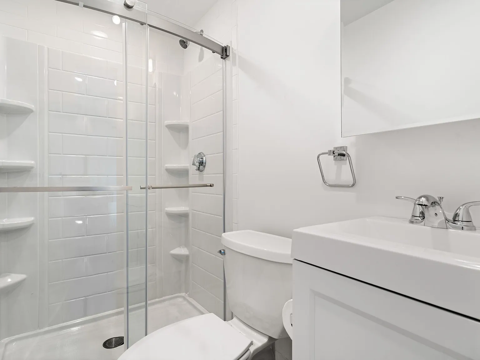 1 bed, $1,975 — Photo 3
