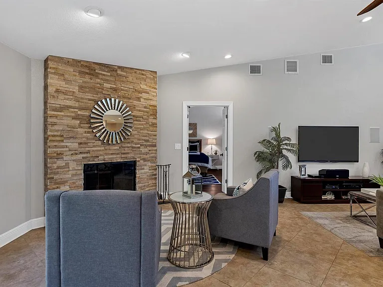 113 Harbor View Ln — Photo 20