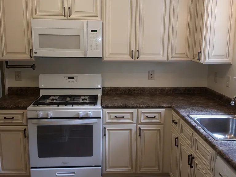3581 Cowden Ave — Photo 4