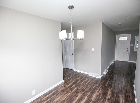 4th image of 906 W Mason Ave