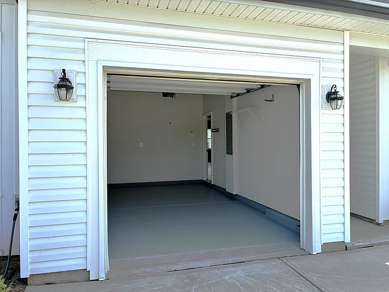 105 Aleppo Ln — Photo 14