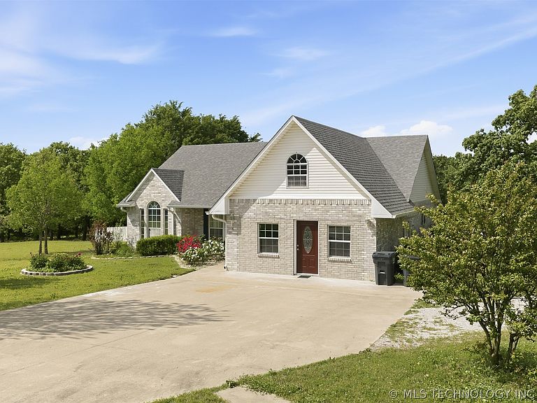 Listing photo 4