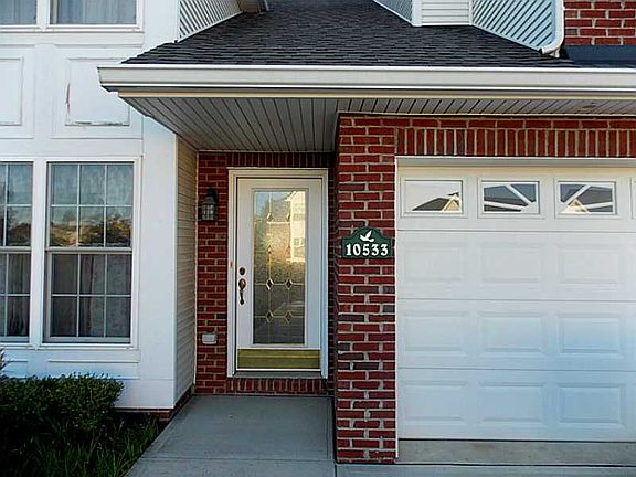 2nd image of 10533 Abbey Ln