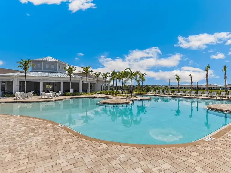 2864 Star Coral Dr — Photo 37