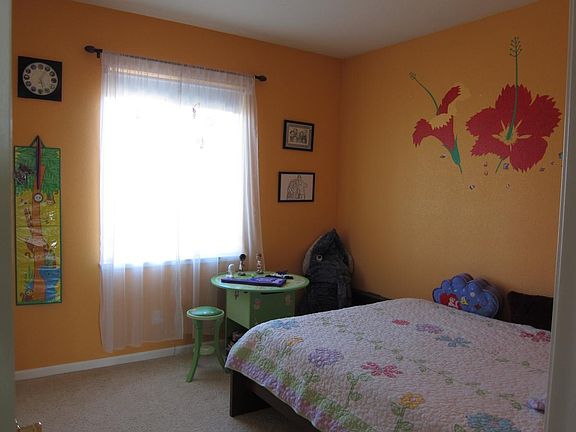 Upstairs Bedroom 3