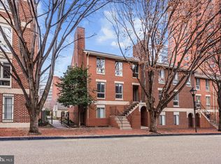 10 E West St #LEE-R71, Baltimore, MD 21230