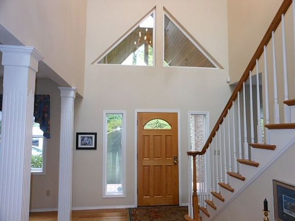 5th image of 18421 NE Cedar Dr