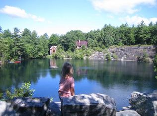 113 Lovejoy Rd, Milford, NH 03055