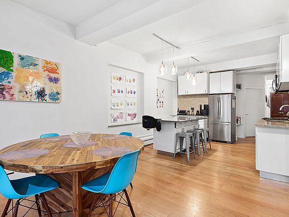 4th image of 215 W 29th St Fl 6