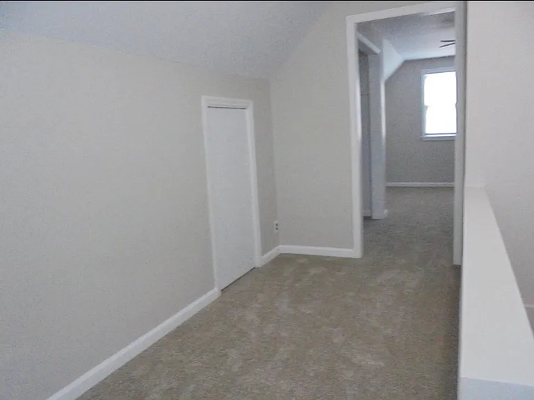 2704 S Macedonia Ave — Photo 20