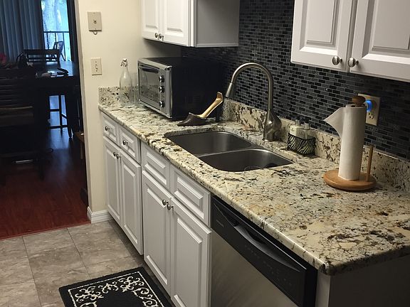 3rd image of 11800 Park Blvd APT 111