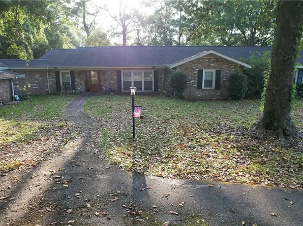 615 Skyline Dr W, Mobile, AL 36609