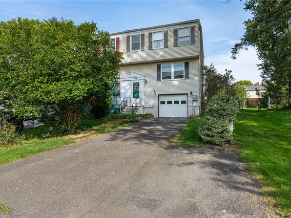 4174 Burningtree Rd #A, Liverpool, NY 13090