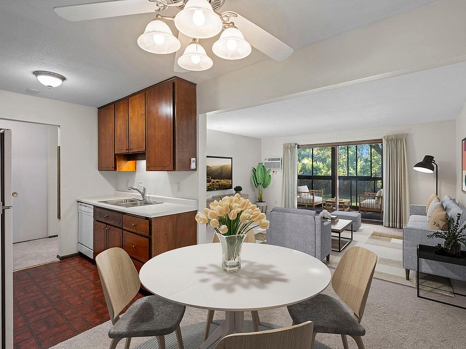 1st image of 4380 Brookside Ct APT 209