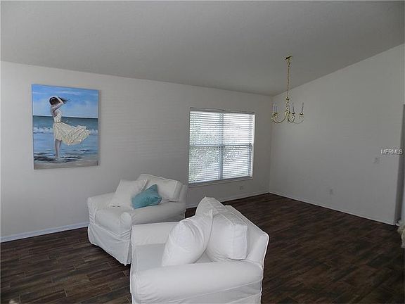 4th image of 2343 Sabastian St