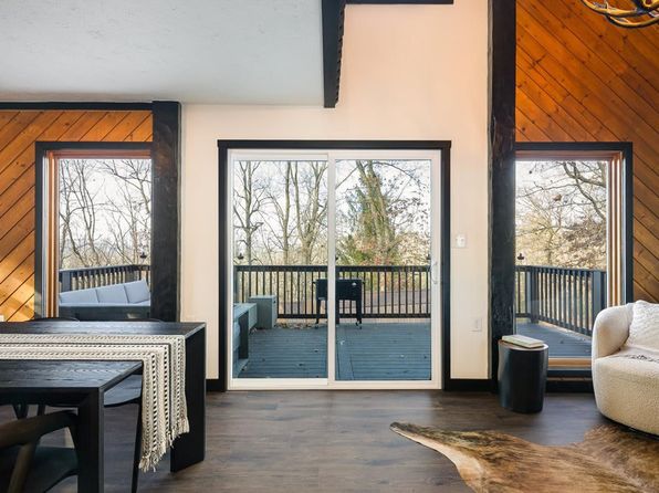 20220 Wooded View Ln #Id1375876p