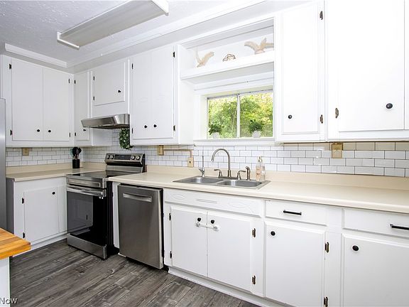 2nd image of 8655 County Road 318