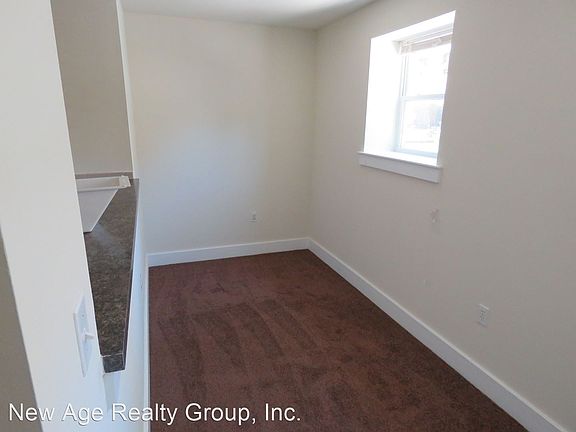 4th image of 5108-10 Spruce St #5050121