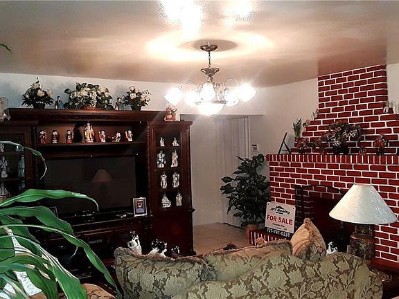 5th image of 8019 N Lynn Ave