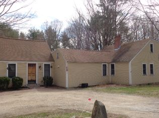 582 Main St, Danville, NH 03819