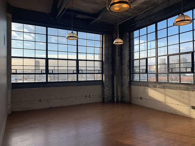 2320 Lofts — Photo 13