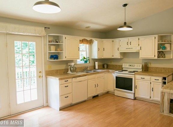 5th image of 191 Tulip Poplar Dr