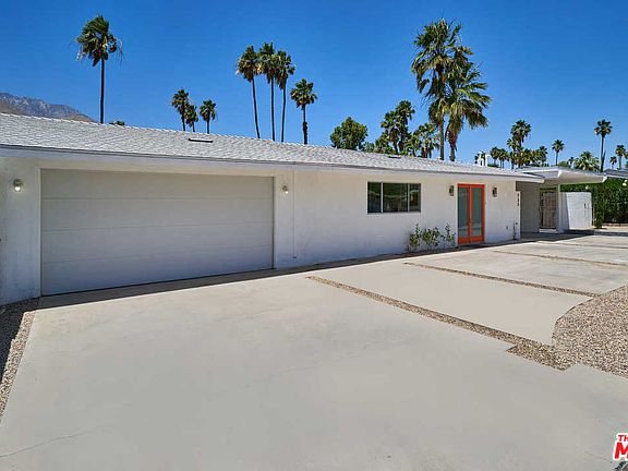 3rd image of 980 E Tachevah Dr